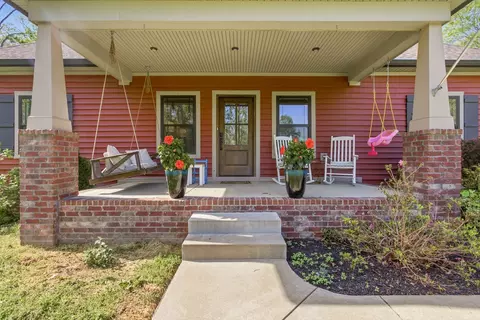 Exterior - 596 Eno Rd, Dickson, TN 37055 photo 16 of 21