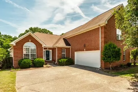 134 Camp Creek Cir, Hendersonville, TN 37075