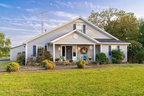 9575 Julien Rd, Hopkinsville, KY 42240