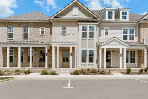 124 Nearwater Pl, Hendersonville, TN 37075