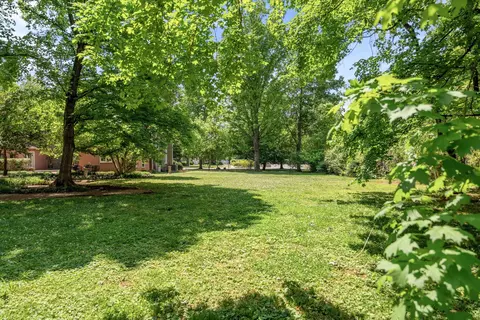 Exterior - 425 E Main St, Murfreesboro, TN 37130 photo 15 of 19