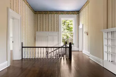 Entry Way - 425 E Main St, Murfreesboro, TN 37130 photo 11 of 11