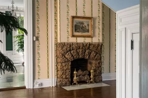 Entry Way - 425 E Main St, Murfreesboro, TN 37130 photo 7 of 11