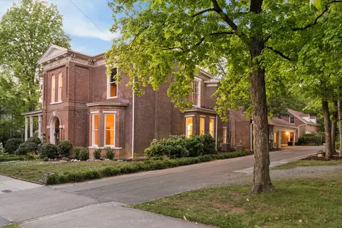 Exterior - 425 E Main St, Murfreesboro, TN 37130 photo 2 of 19