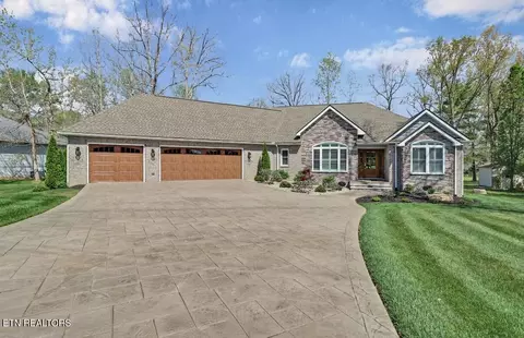 120 Forest View Dr, Crossville, TN 38558