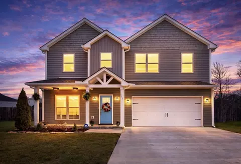 125 Schroer Rd, Clarksville, TN 37042