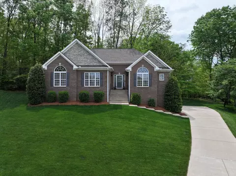 1983 Stone Valley Ct, Clarksville, TN 37043