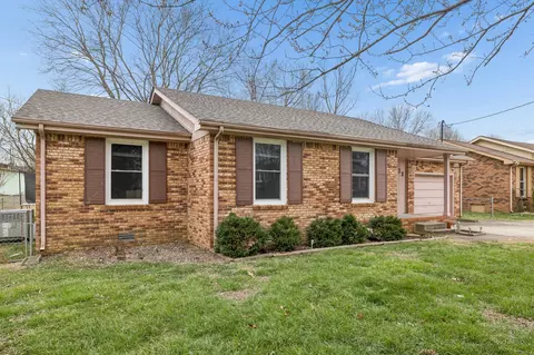 712 Cayce Dr, Clarksville, TN 37042