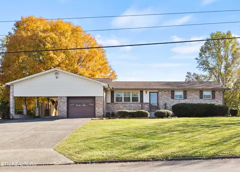 6112 Clayberry Dr, Knoxville, TN 37931