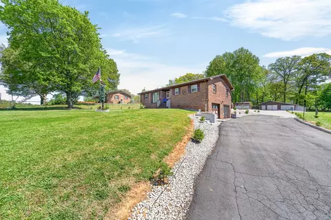 480 Camp Dr, Sparta, TN 38583