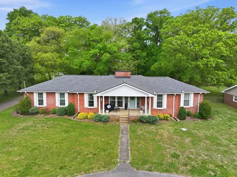 1308 Hill Lakes Ln, Lebanon, TN 37090