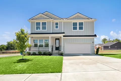 2561 Peaceful Valley Dr, Columbia, TN 38401