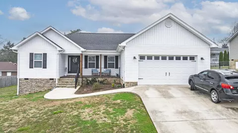 225 Foothills Dr, Dayton, TN 37321