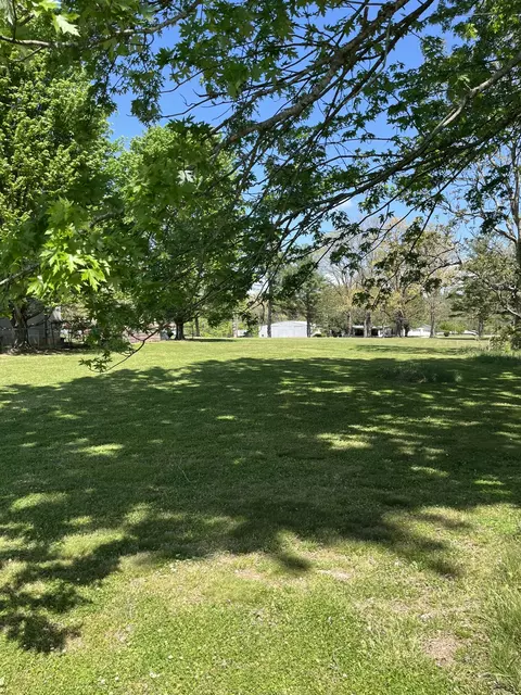 107 6th St, Monteagle, TN 37356 photo 2