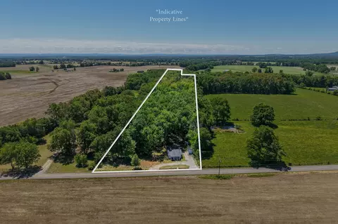 1151 Dry Creek Rd, Smithville, TN 37166