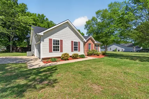 Exterior - 2914 Roscommon Dr, Murfreesboro, TN 37128 photo 6 of 6