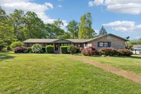 205 Houghton Dr, Winchester, TN 37398