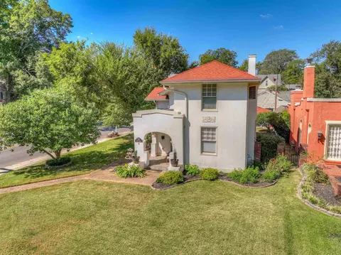 717 S Mclean Blvd, Memphis, TN 38104