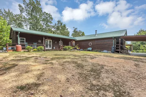 3519 Owl Hollow Rd, Linden, TN 37096