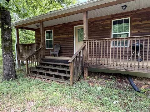 130 Trace View Dr, Summertown, TN 38483