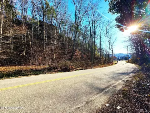 0 Ridge Rd, Sevierville, TN 37863