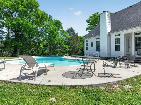 1650 Ricketts Mill Rd, Mount Pleasant, TN 38474