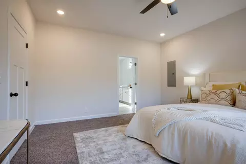 Bedroom - 1416 E Piney Rd, Dickson, TN 37055 photo 3 of 7