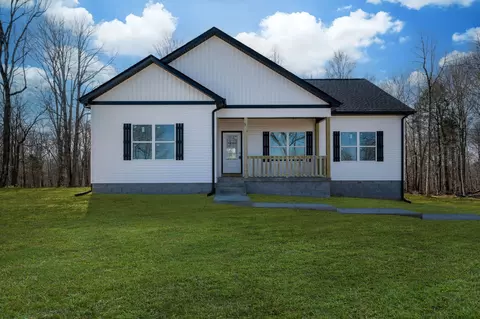 Exterior - 1416 E Piney Rd, Dickson, TN 37055 photo 3 of 6