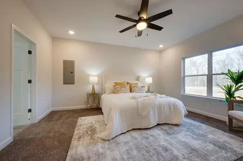 Bedroom - 1416 E Piney Rd, Dickson, TN 37055 photo 1 of 7