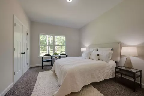 Bedroom - 1424 E Piney Rd, Dickson, TN 37055 photo 4 of 7