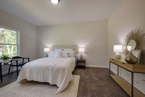 Bedroom - 1424 E Piney Rd, Dickson, TN 37055 photo 5 of 7