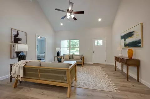 Other - 1424 E Piney Rd, Dickson, TN 37055 photo 2 of 5