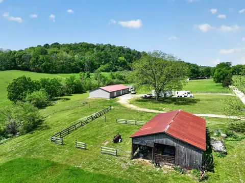 1641 Long Branch Ln, Mount Pleasant, TN 38474