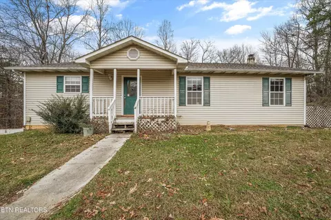 708 Water Oak Dr, Seymour, TN 37865