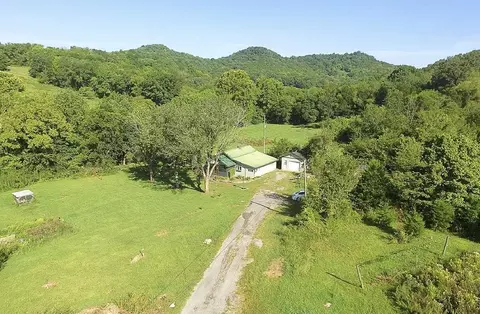 483 Tubbs St, Liberty, TN 37095