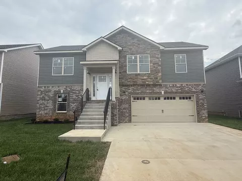 350 Cardinal Crk, Clarksville, TN 37040