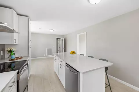 Kitchen - 166 Jacksonian Dr, Hermitage, TN 37076 photo 5 of 5