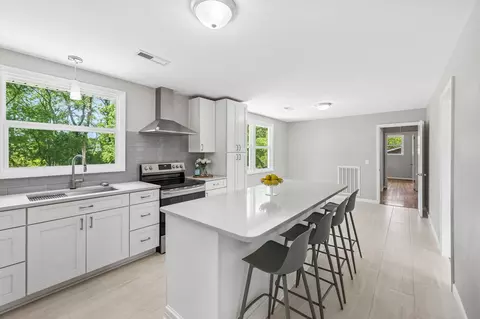 Kitchen - 166 Jacksonian Dr, Hermitage, TN 37076 photo 4 of 5
