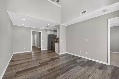 Living - 3524 Learning Ln, Murfreesboro, TN 37128 photo 2 of 4