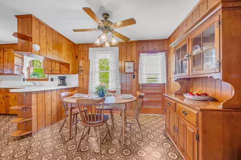 Dining - 1006 Hershell St, Burns, TN 37029 photo 1 of 1