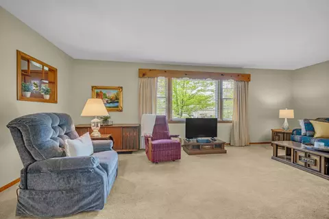 Living - 1006 Hershell St, Burns, TN 37029 photo 2 of 3