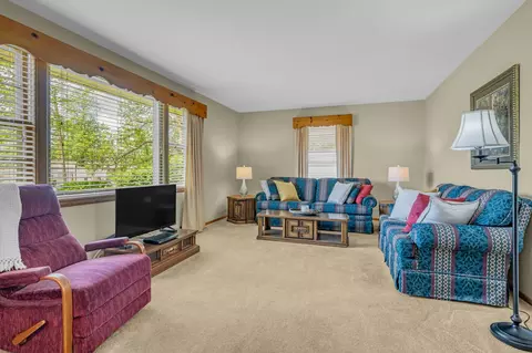 Living - 1006 Hershell St, Burns, TN 37029 photo 1 of 3