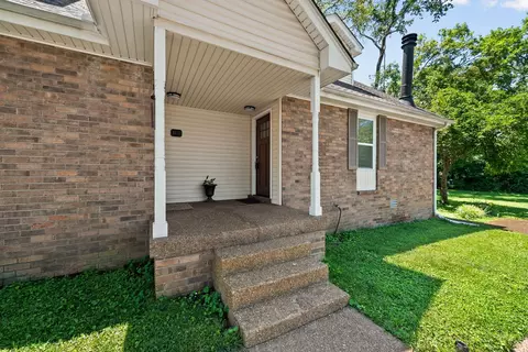 1126 Apple Valley Rd, Madison, TN 37115