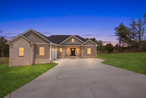 62 Aedc Lakeview Rd, Estill Springs, TN 37330