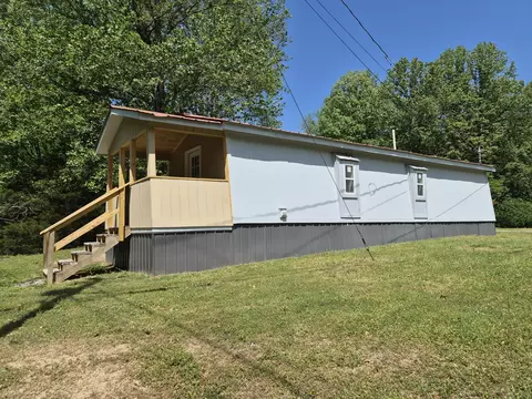 130 Neil Dr, Smithville, TN 37166