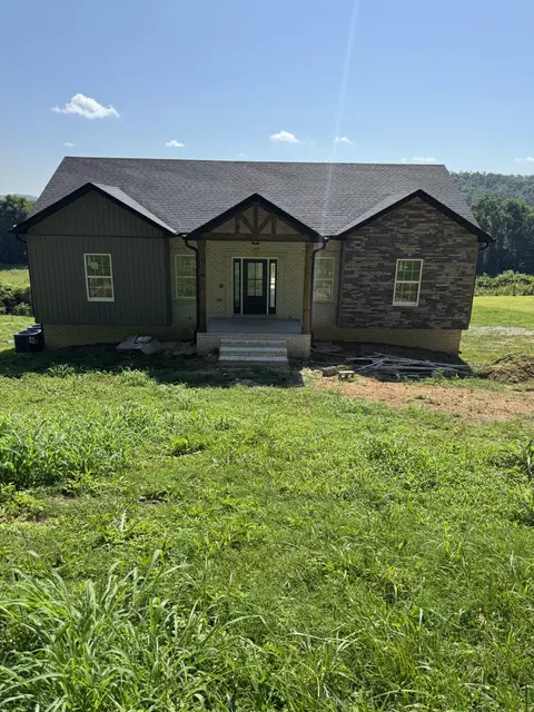 476 Buckeye Rd, Cumberland City, TN 37050