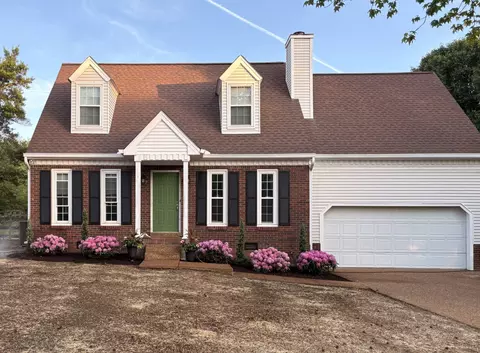 2758 Douglas Ln, Thompsons Station, TN 37179