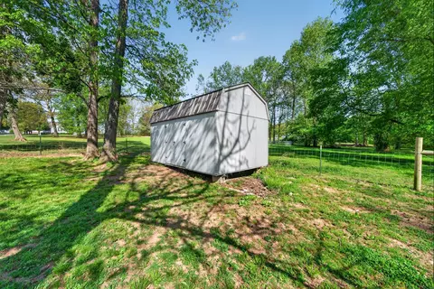 Exterior - 253 Spring Meadows Ln, Morrison, TN 37357 photo 17 of 18