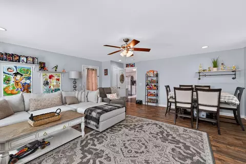 Living - 253 Spring Meadows Ln, Morrison, TN 37357 photo 2 of 2