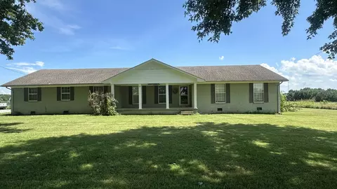 Exterior - 244 Old Jackson Hwy, Loretto, TN 38469 photo 8 of 8